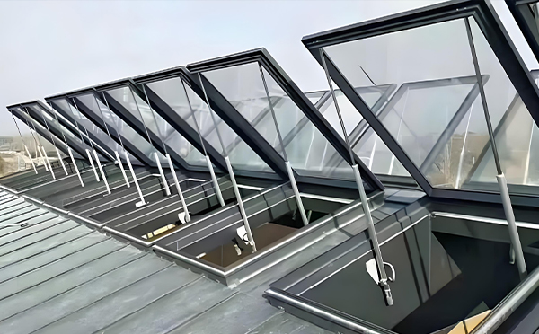 消防阿克苏排烟窗的接线安装指南