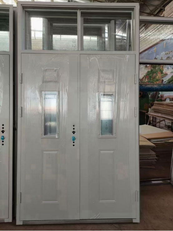 阿克苏学校教室门